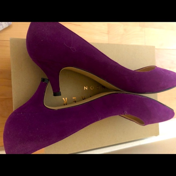 💜 LOSLANDIFEN Low Heels Shoes in Stunning Dark Violet 💜 Colour - Picture 3 of 8